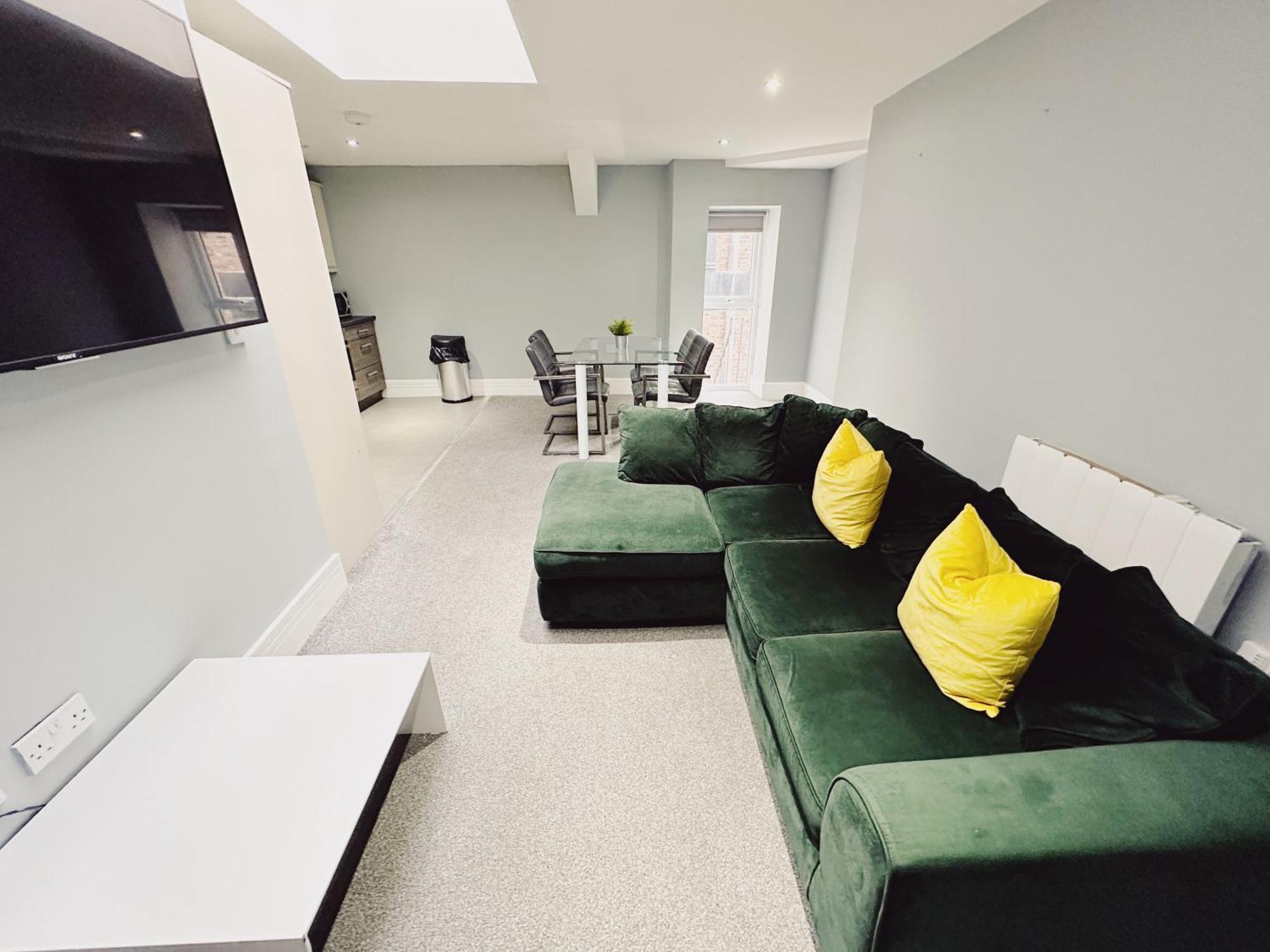 2 Bedroom Apartment In The Heart Of Newcastle - Spacious - Sleeps 7 ภายนอก รูปภาพ
