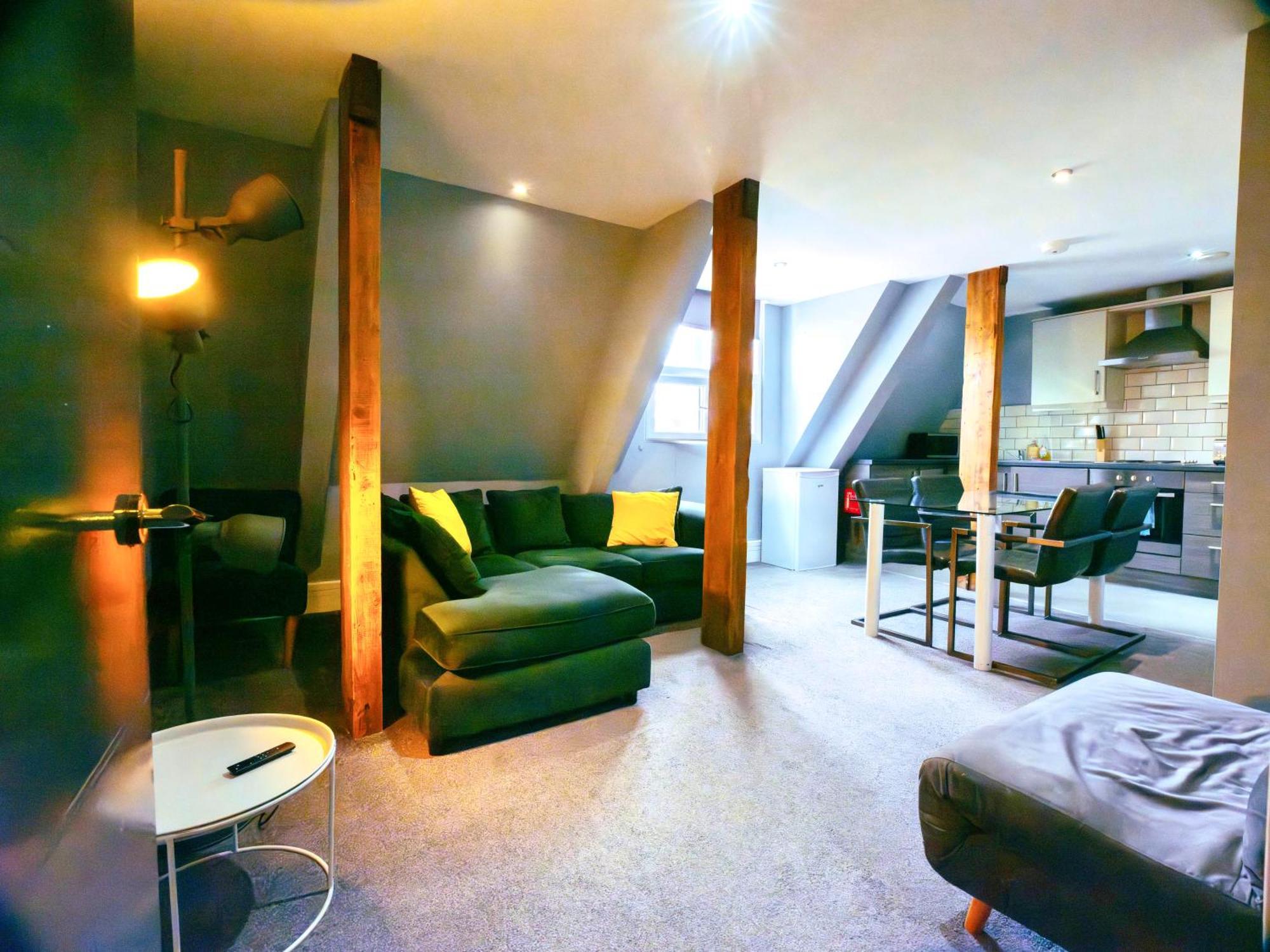 2 Bedroom Apartment In The Heart Of Newcastle - Spacious - Sleeps 7 ภายนอก รูปภาพ